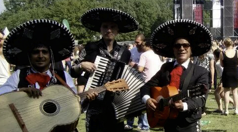 Publiekgeorienteerde Mariachi Band